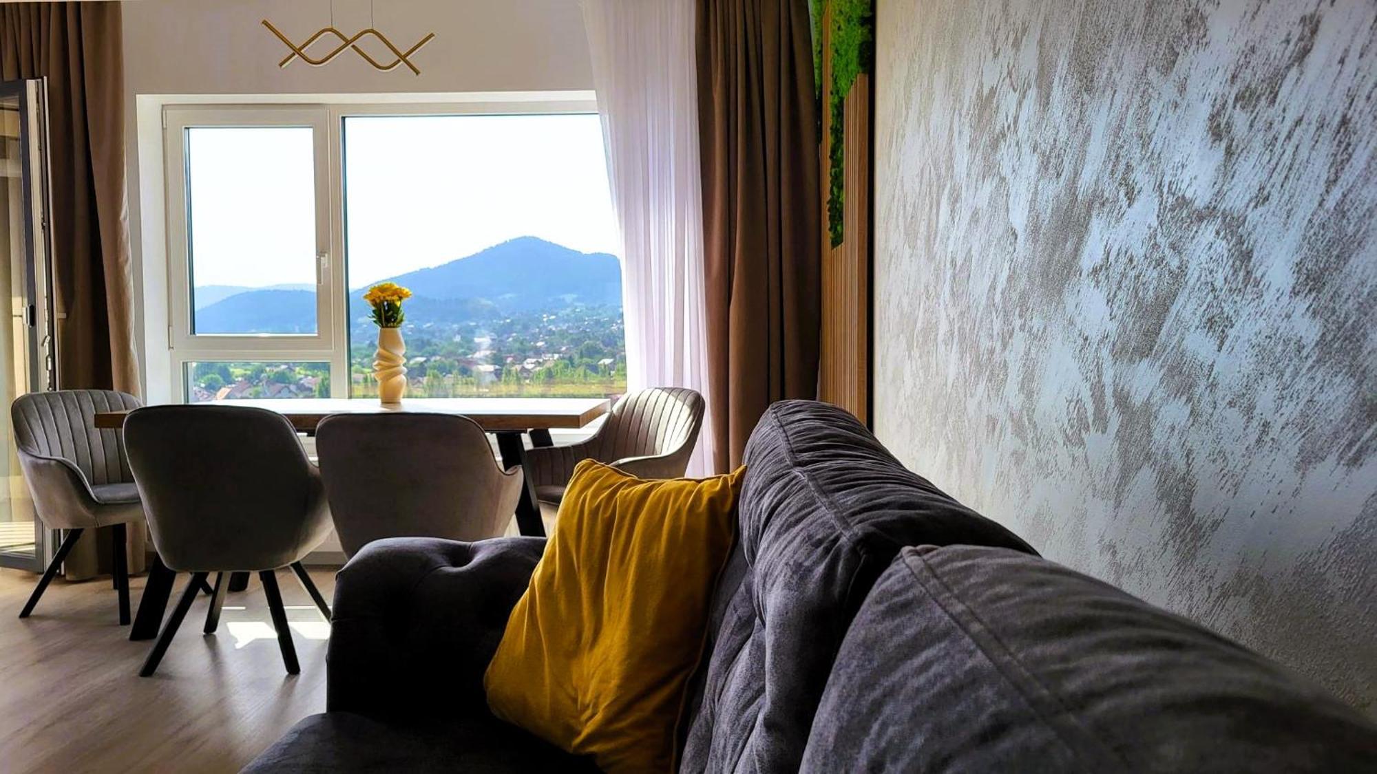 Mountain View Retreat Apartment - Braşov Buitenkant foto